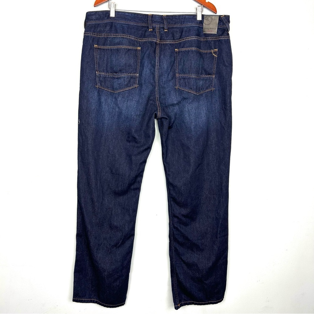 TOMMY BAHAMA 42/34 men’s denim cayman relaxed fit blue jeans
